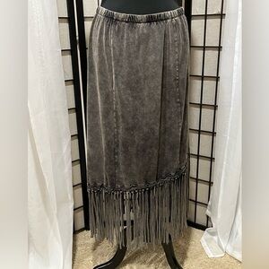 Kial GRAY ACID WASH WESTERN COWGIRL LONG FRING SKIRT, SIZE L